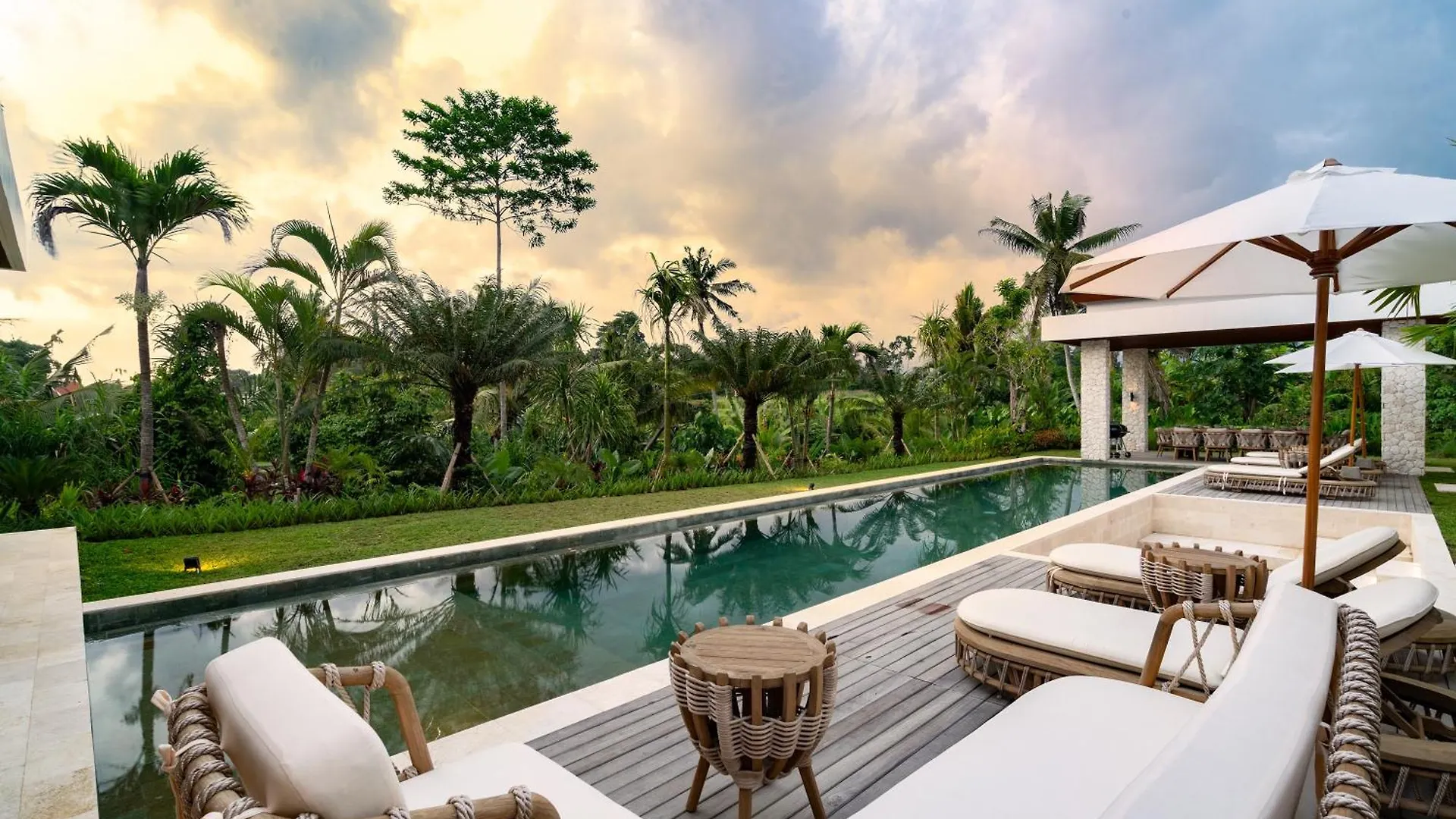 Villa Leonard By Balisuperhost Ubud Indonesia