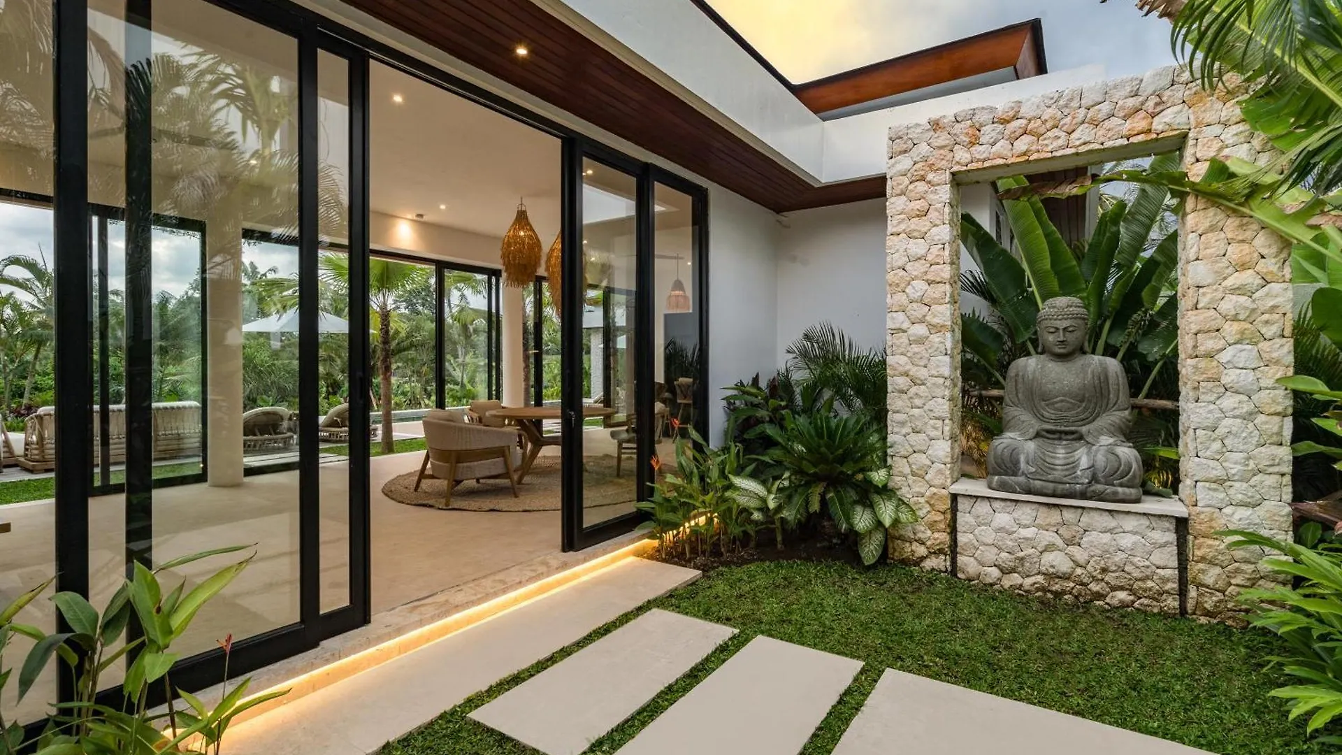 Villa Leonard By Balisuperhost Ubud